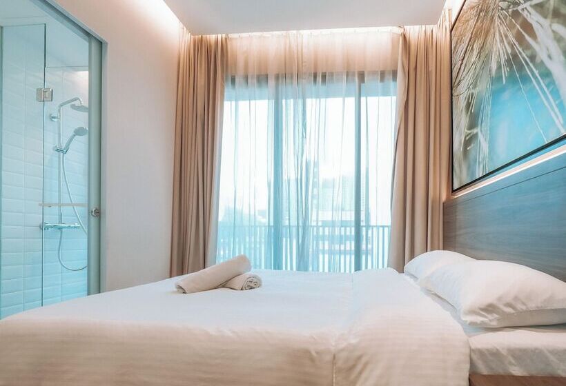 اتاق لوکس, A Hotel Bugis