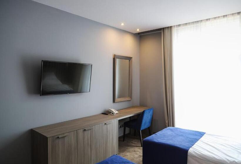 스탠다드 룸, Várda Sport