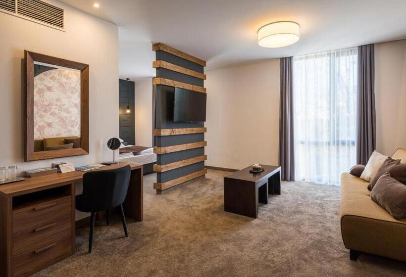Apartamento 1 Dormitório, Várda Sport