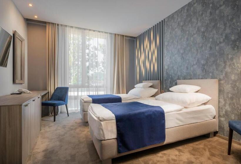 스탠다드 룸, Várda Sport