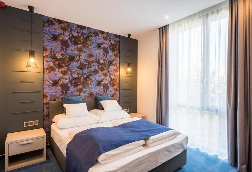 Apartamento 1 Dormitório, Várda Sport