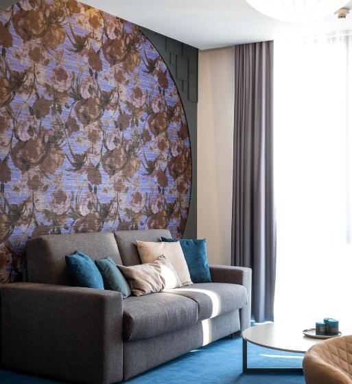 침실 1개 아파트, Várda Sport