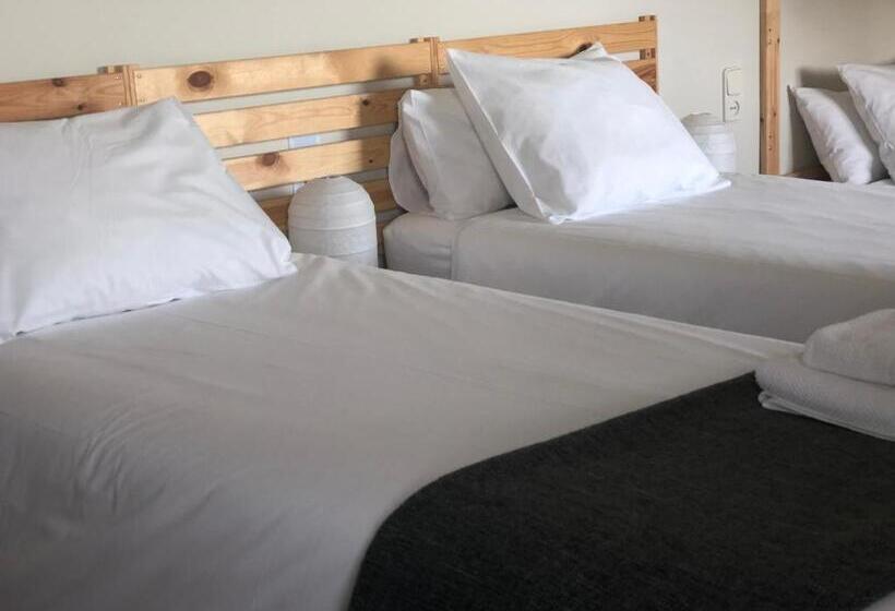 Номер Стандарт Трехместный, Santuario De Bellmunt