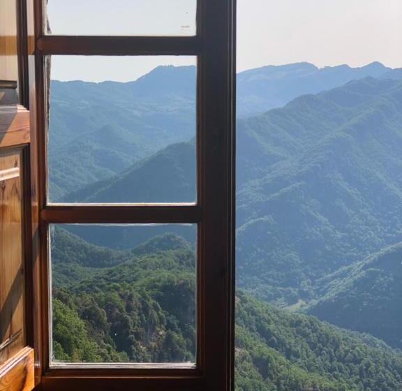 Студия Стандарт, Santuario De Bellmunt