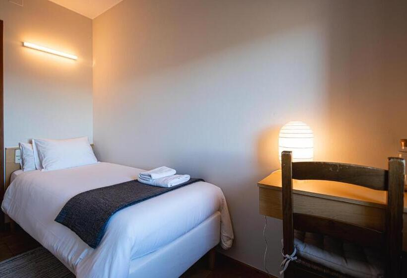 Номер Стандарт Индивидуальный, Santuario De Bellmunt