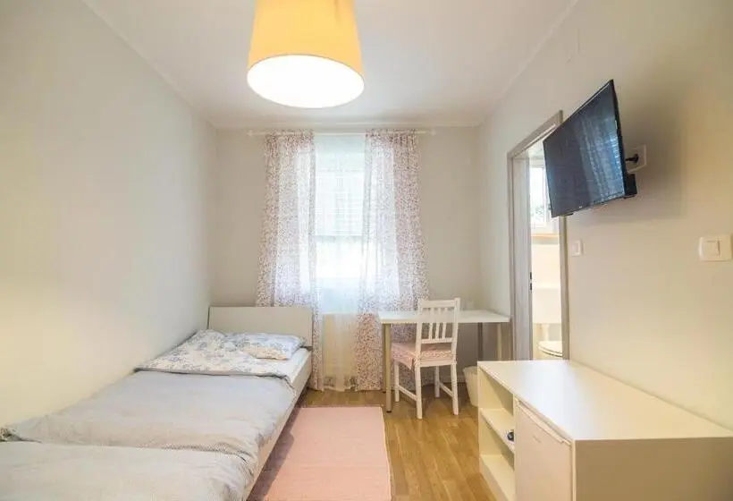 اتاق استاندارد, Hop House Garni