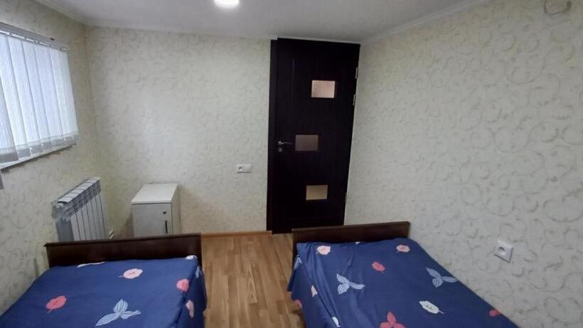 اتاق استاندارد, Dream House & Hostel