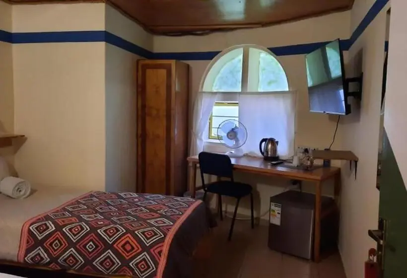 اتاق اکونومی, Steps Accommodation