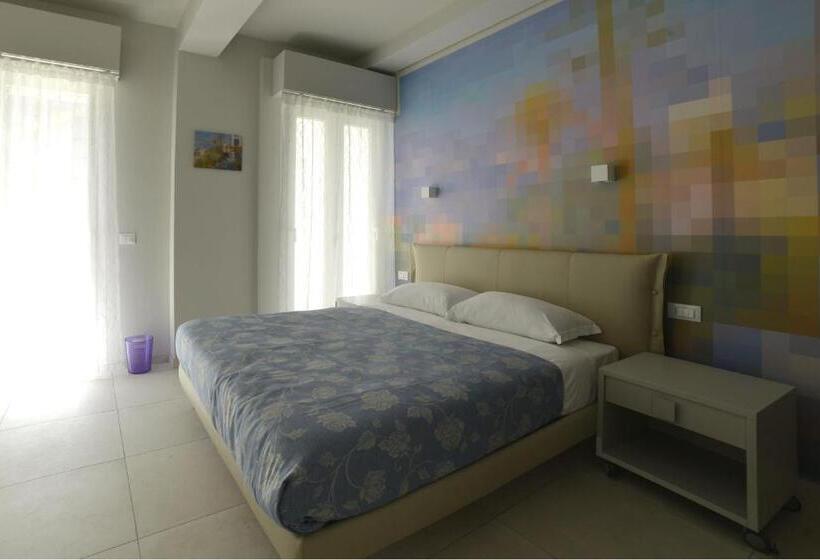 标准间带露台, Villa Miki