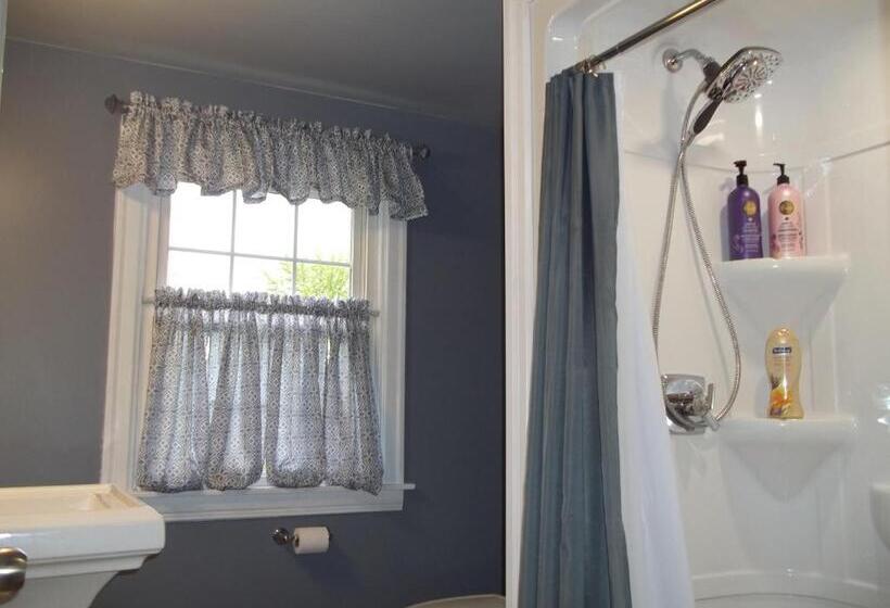 디럭스 룸, Abide Within Bed & Breakfast