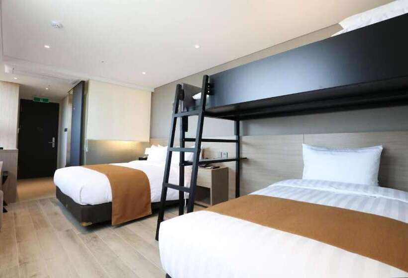 חדר דלוקס לארבעה, Gangneung City