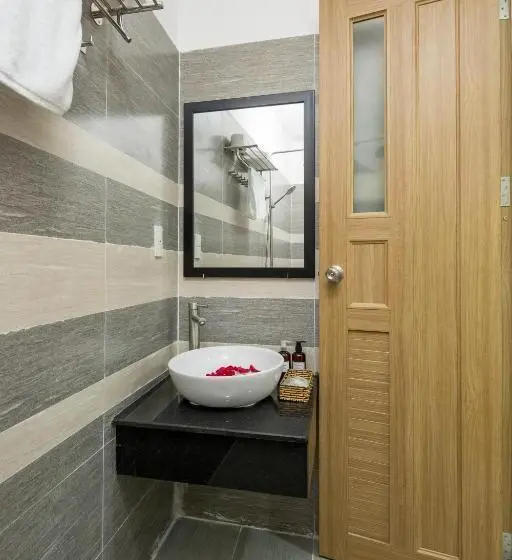 اتاق خانوادگی, Fuji Hostel