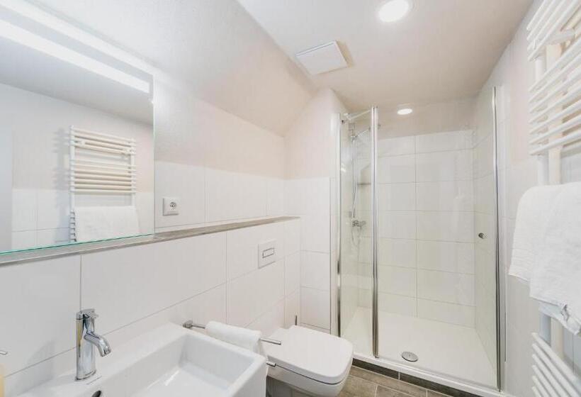 スタンダードスタジオ, Villa Bodeblick