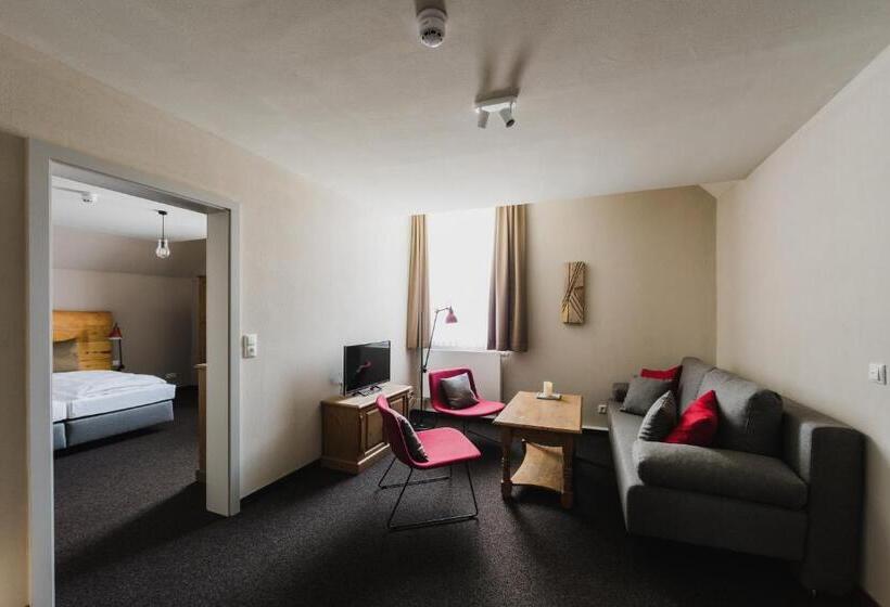 スタンダードスタジオ, Villa Bodeblick