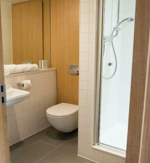 آپارتمان 1 خوابه با بالکن, West Court  Jesus College