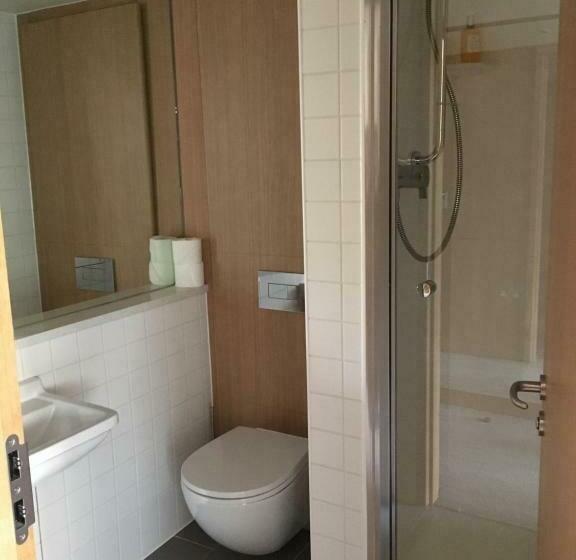 דירה בת חדר שינה 1 עם מרפסת, West Court  Jesus College