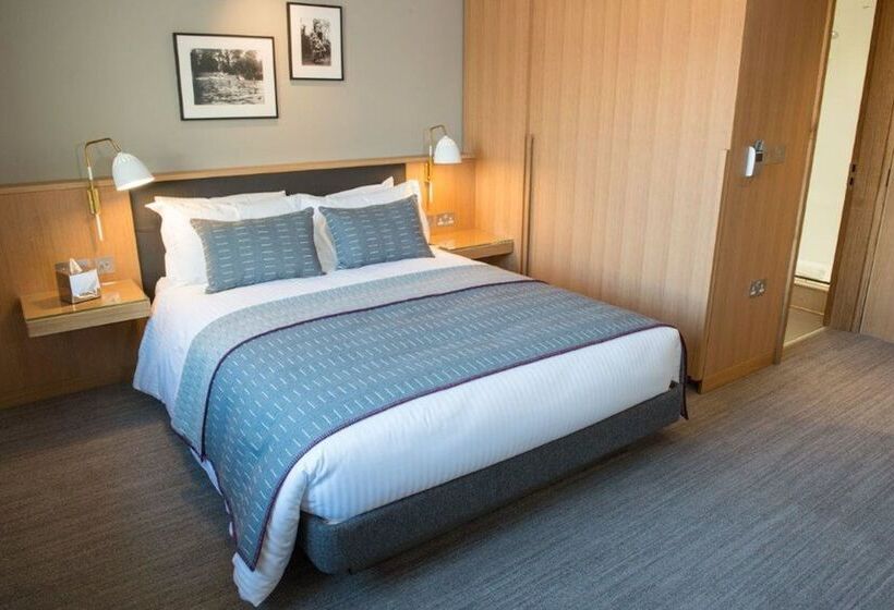 آپارتمان 1 خوابه با بالکن, West Court  Jesus College