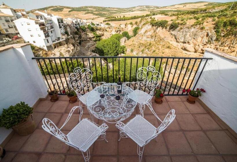 غرفة قياسية مزوَّدة بتراس, La Maroma Rooms & Views