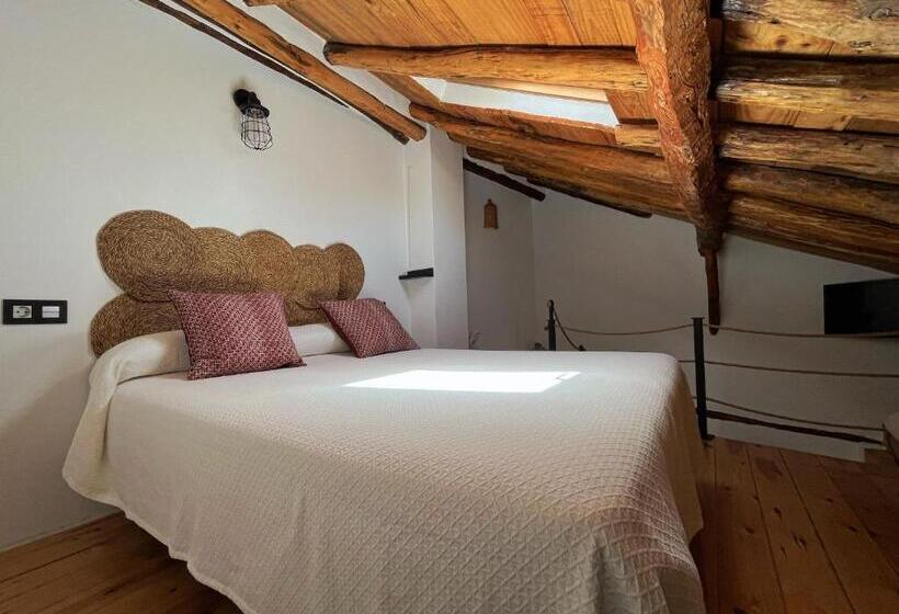 غرفة قياسية, La Maroma Rooms & Views