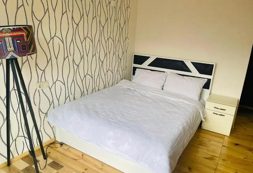 اتاق لوکس, Sunny Guesthouse