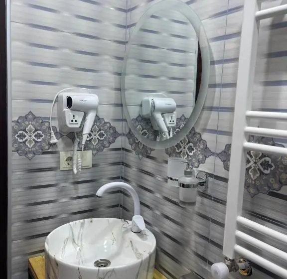 اتاق لوکس, Sunny Guesthouse