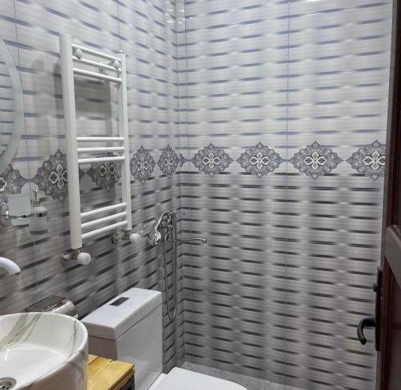 اتاق لوکس, Sunny Guesthouse