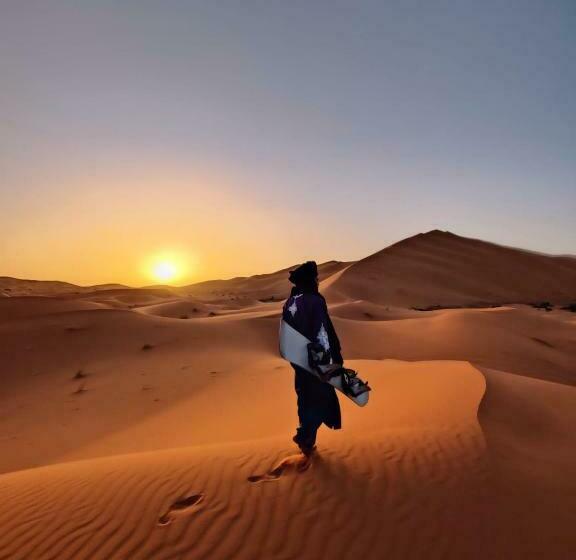 كوخ قياسي, Sahara Wellness Camp