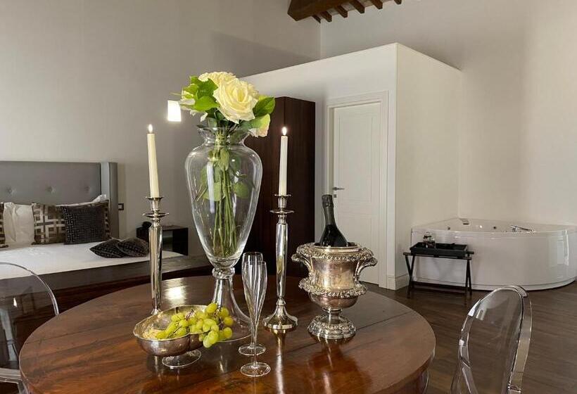 חדר סטנדרט עם ג'קוזי, Residenza Palazzo Fortuna   Boutique