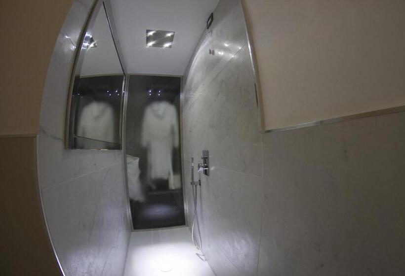 חדר סופריור עם מיטת קינג, Residenza Palazzo Fortuna   Boutique