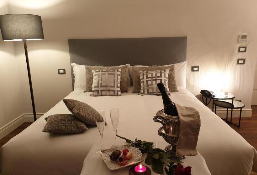 Номер Стандарт с Террасой, Residenza Palazzo Fortuna   Boutique