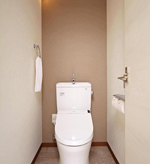 이코노미 트리플 룸, Smart Condo Tomari
