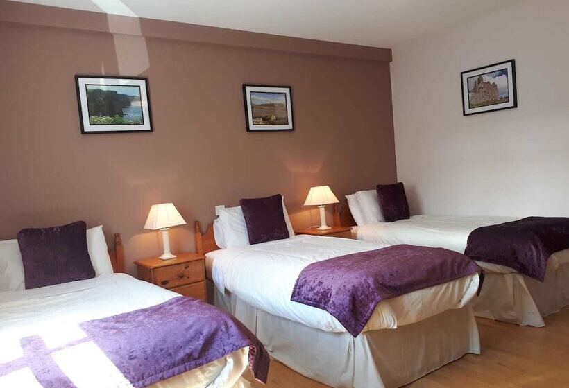 Трехместный Номер Классика, The Ritz House