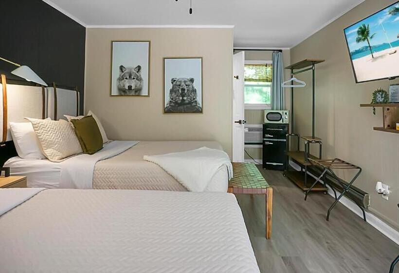 חדר סטנדרט, Hickory Falls Inn