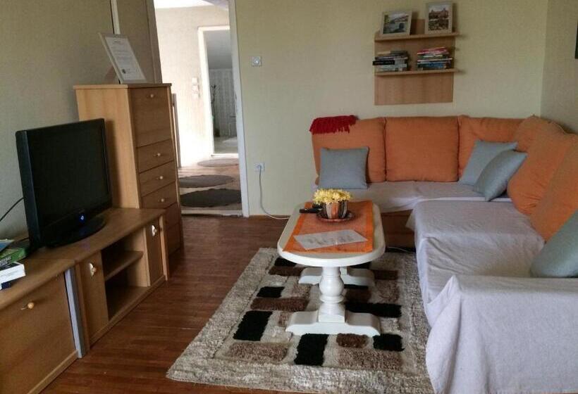 آپارتمان 2 خوابه, Apartman Melody