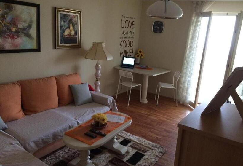 آپارتمان 2 خوابه, Apartman Melody
