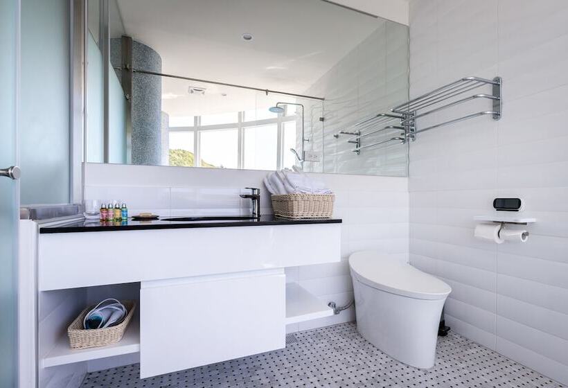 اتاق استاندارد با چشمانداز دریا, Brighthouse