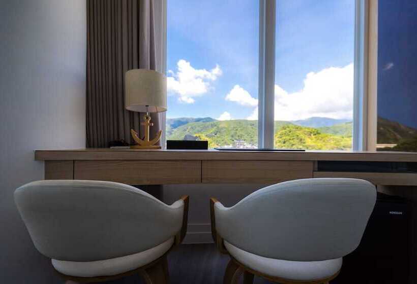 اتاق استاندارد با چشمانداز دریا, Brighthouse