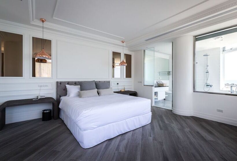 اتاق استاندارد با چشم‌انداز دریا, Brighthouse