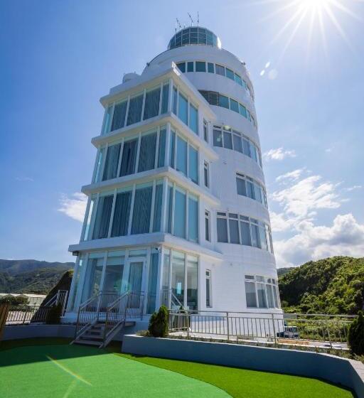 سوییت خانوادگی, Brighthouse