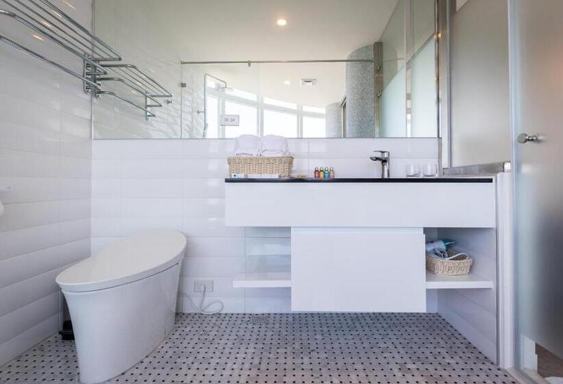 اتاق استاندارد با چشمانداز دریا, Brighthouse