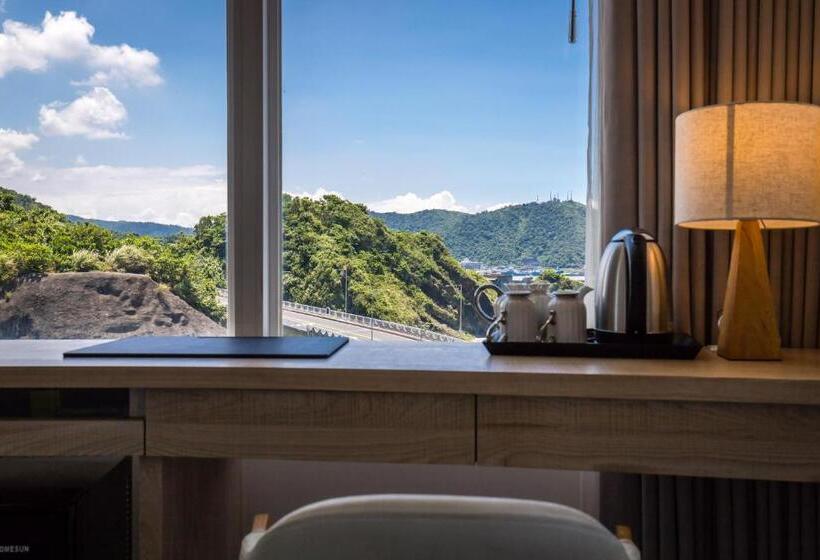 اتاق استاندارد با چشمانداز دریا, Brighthouse