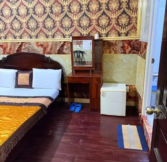 اتاق استاندارد, Trang Thu 2