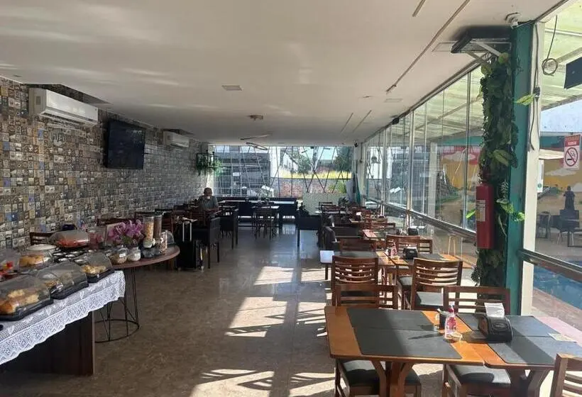 Huoneisto 1 Makuuhuone, Royal Hotel E Gastronomia   Apt Particular