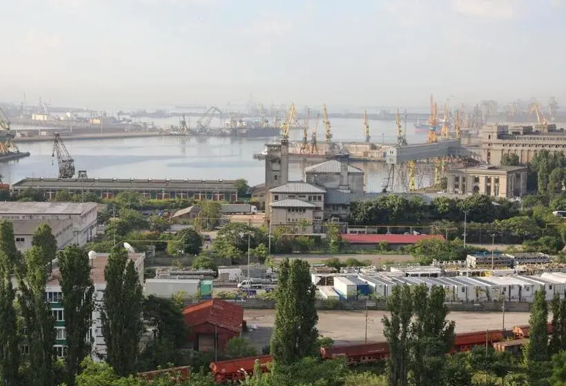 آپارتمان 1 خوابه, Ten Constanta