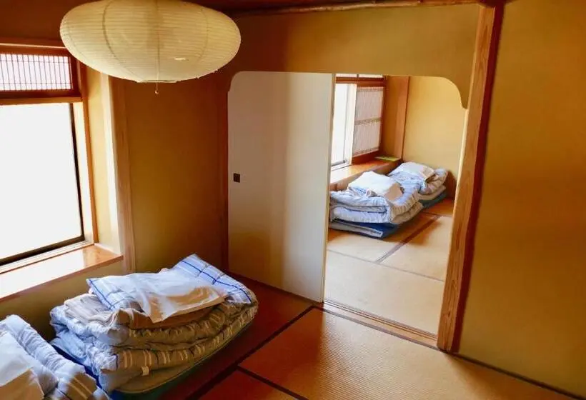 Perhehuone Vuoristonäkymä, Fwa Guest House