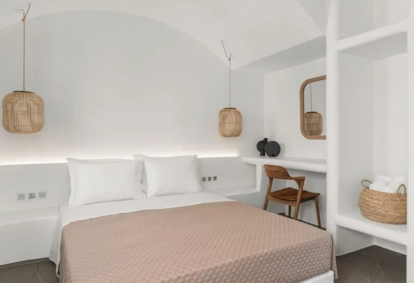 オーシャンビューデラックスルーム, Mr & Mrs White Paros Suites & More