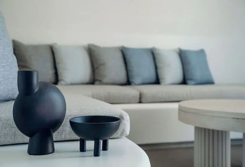 Suite with Pool, Mr & Mrs White Paros Suites & More