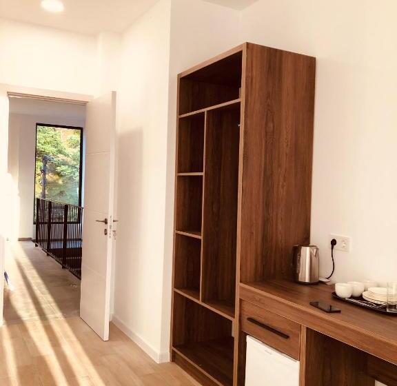 اتاق راحتی سه تخته, Citro Villa