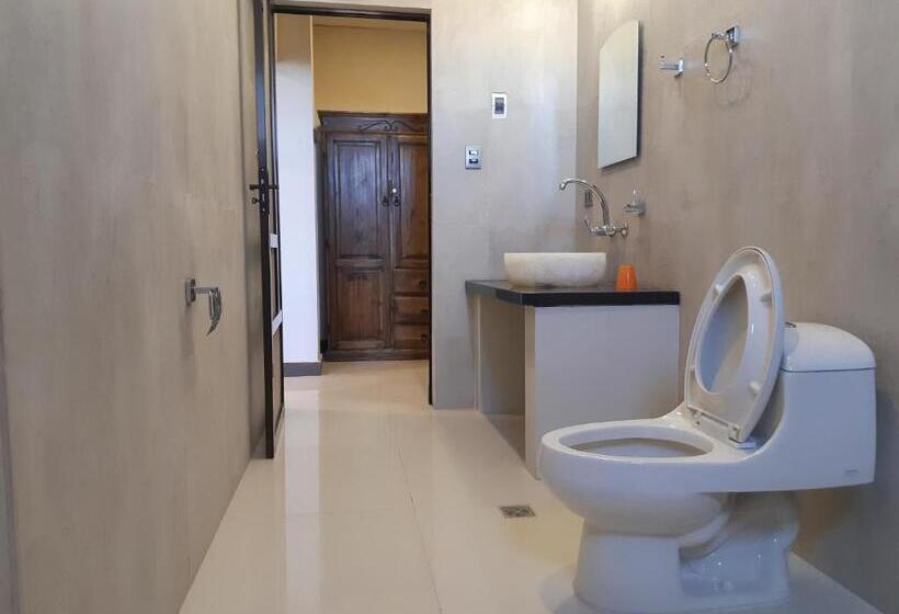 اتاق استاندارد چهار تخته, Cristales De Sal