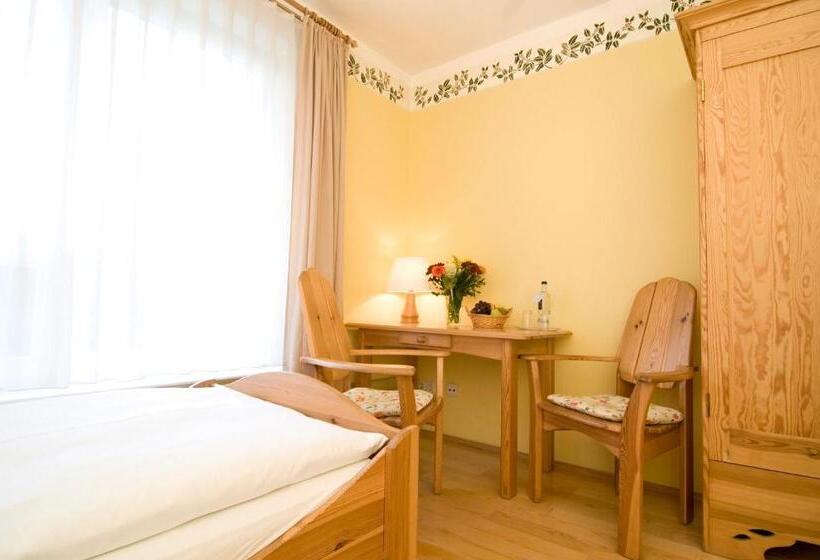 חדר סטנדרט יחיד, Haus Linden